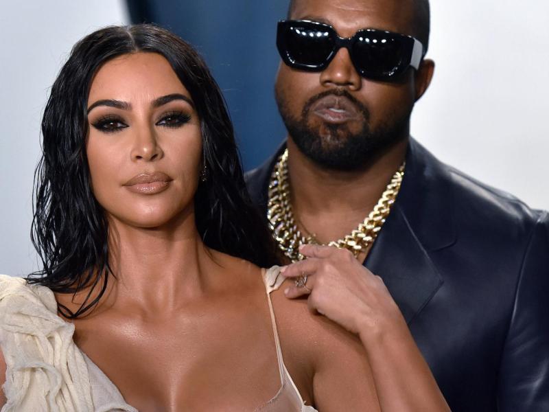 Kanye West und Kim Kardashian  yeezy beauty label