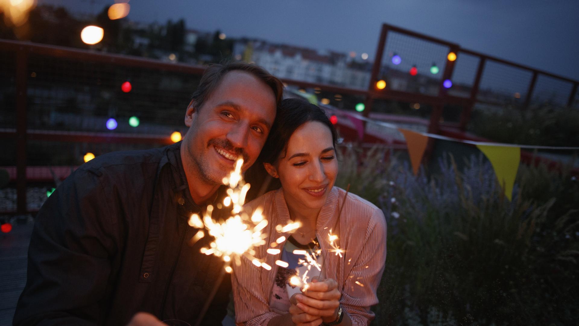 Silvester zu zweit, Paar, Wunderkerzen