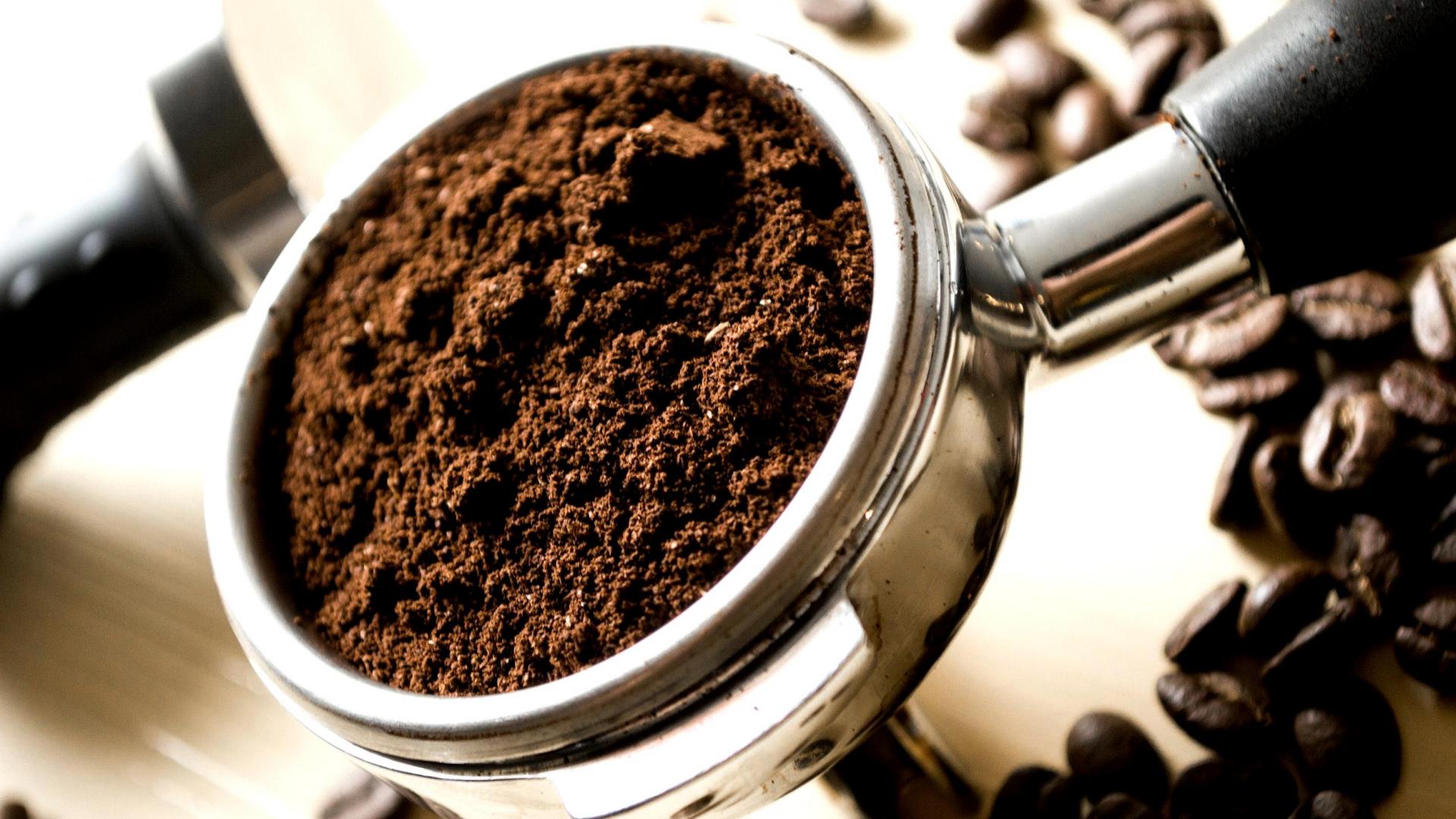 Kaffesatz in einer Kaffemaschine