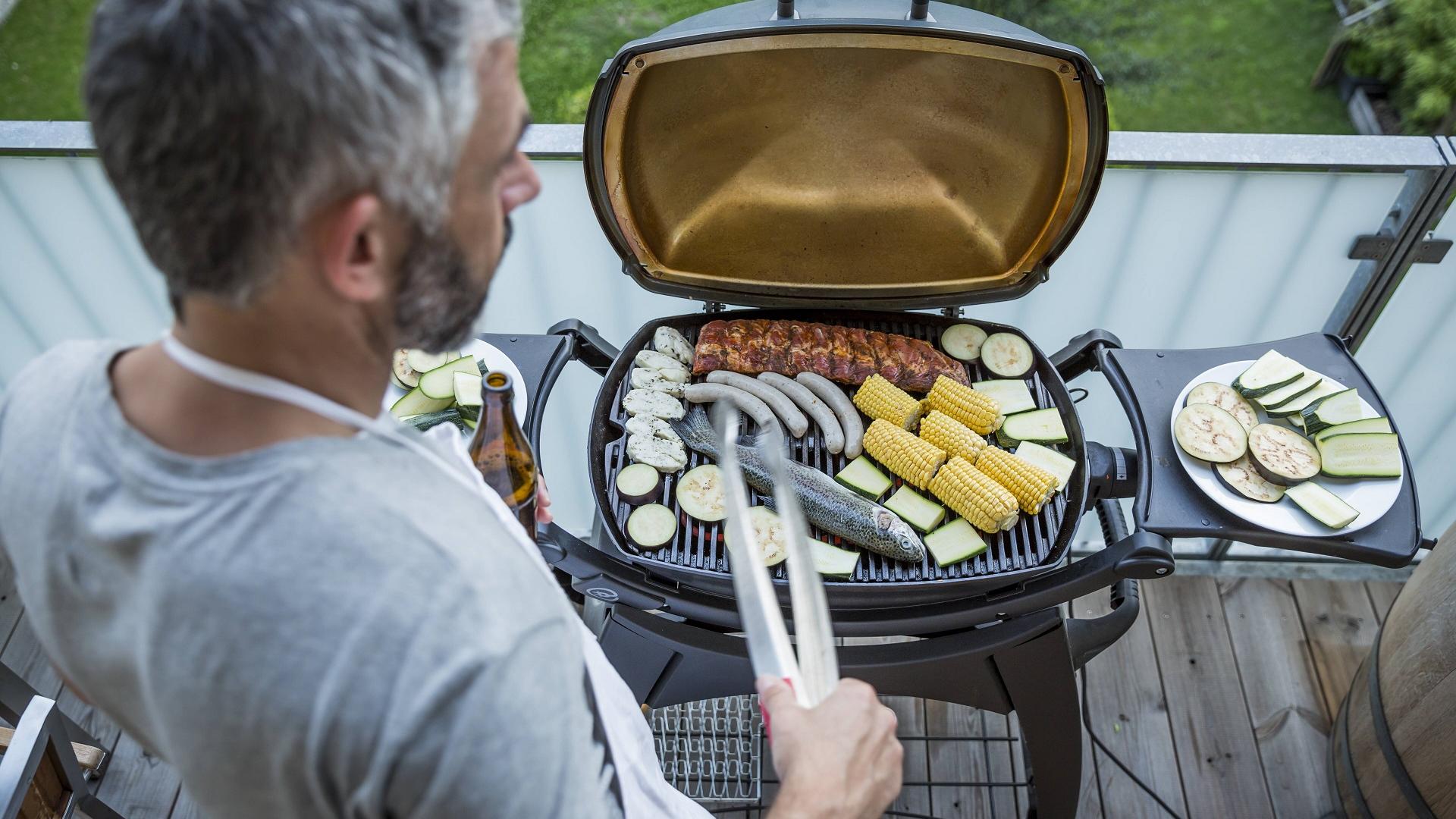 Grillen Balkon barbecue