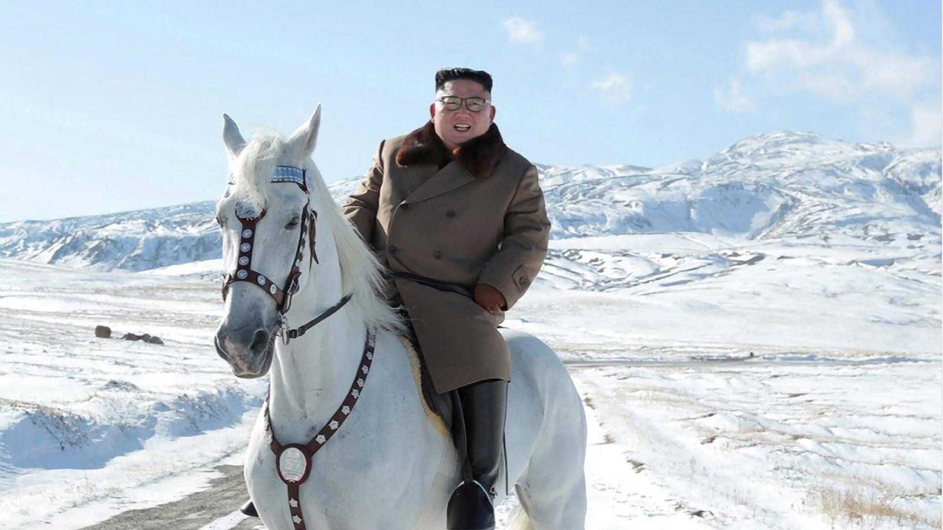 Kim Jong un auf einem Pferd