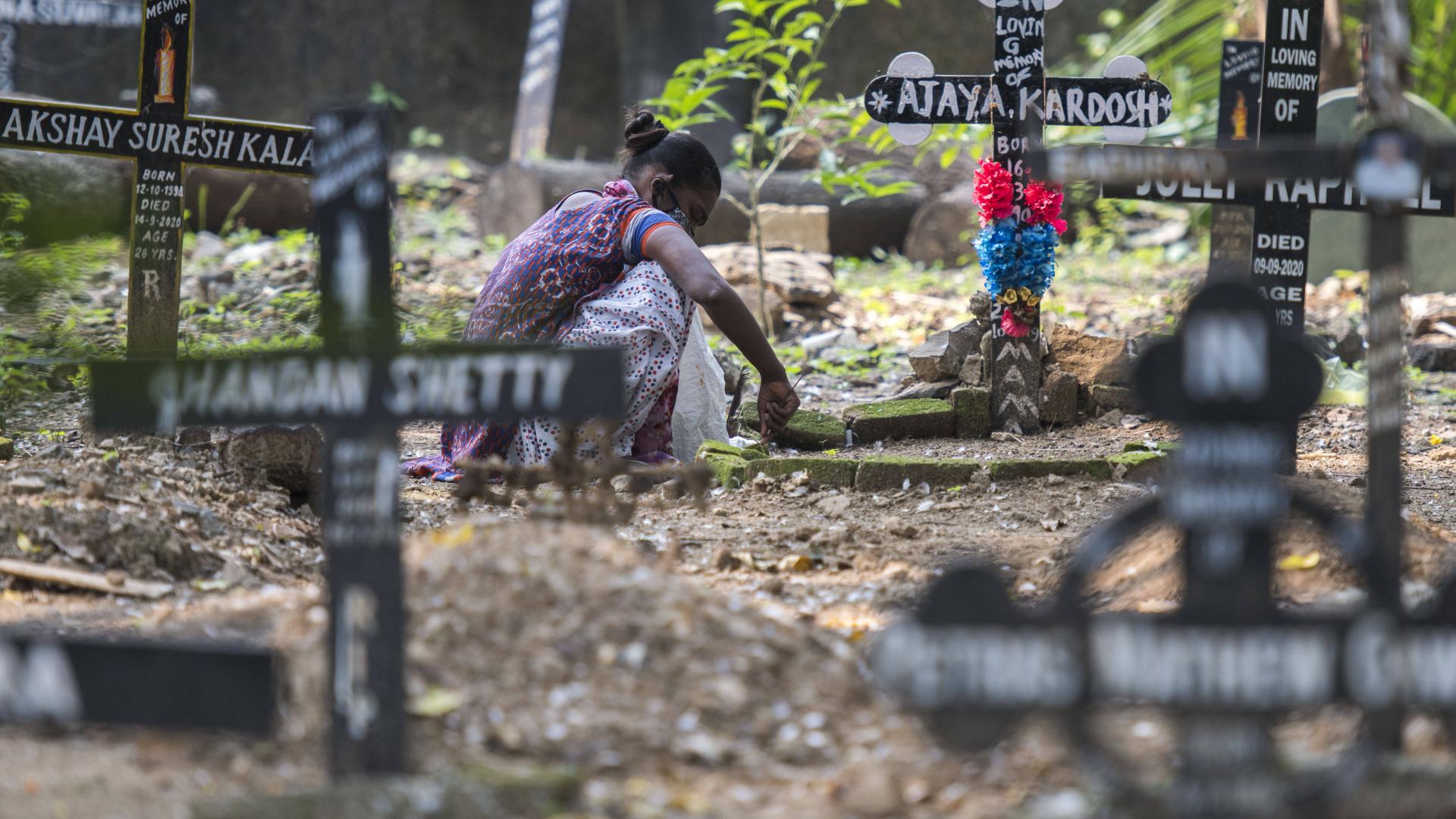 indien corona krank friedhof