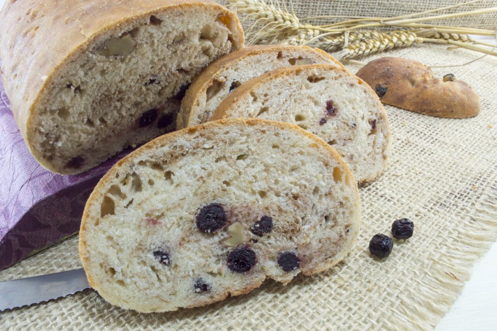 Brot mit Beeren