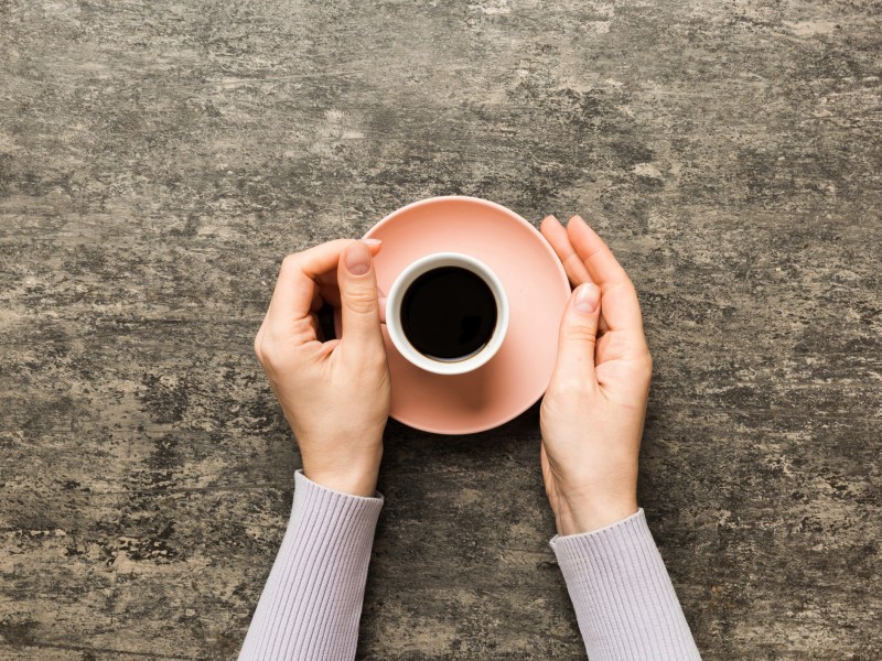 Tasse Kaffee Hände