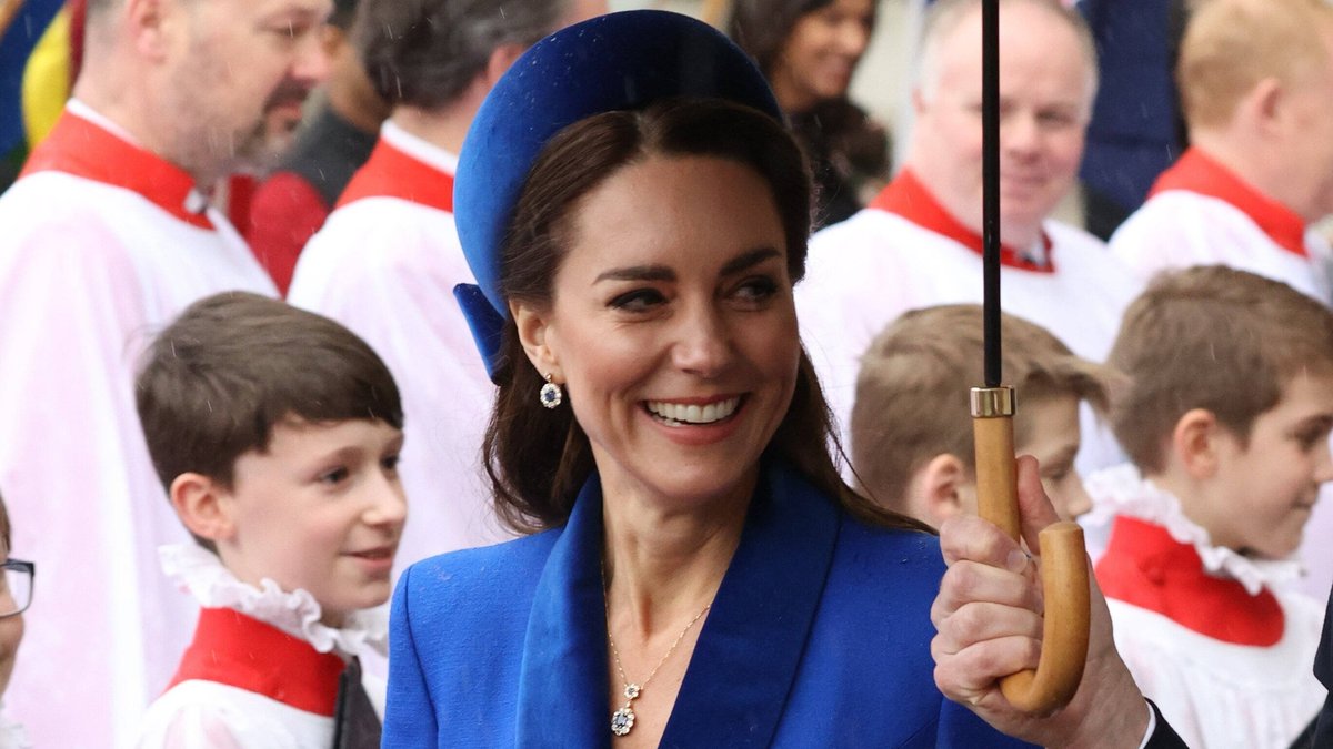 Herzogin Kate vor der Westminster Abbey in London.. © imago images/i Images