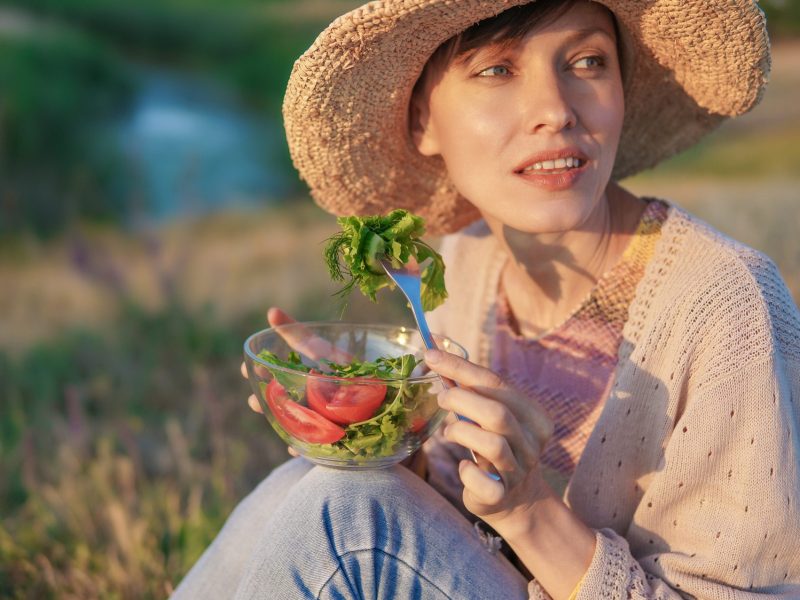 Frau Sommer Salat