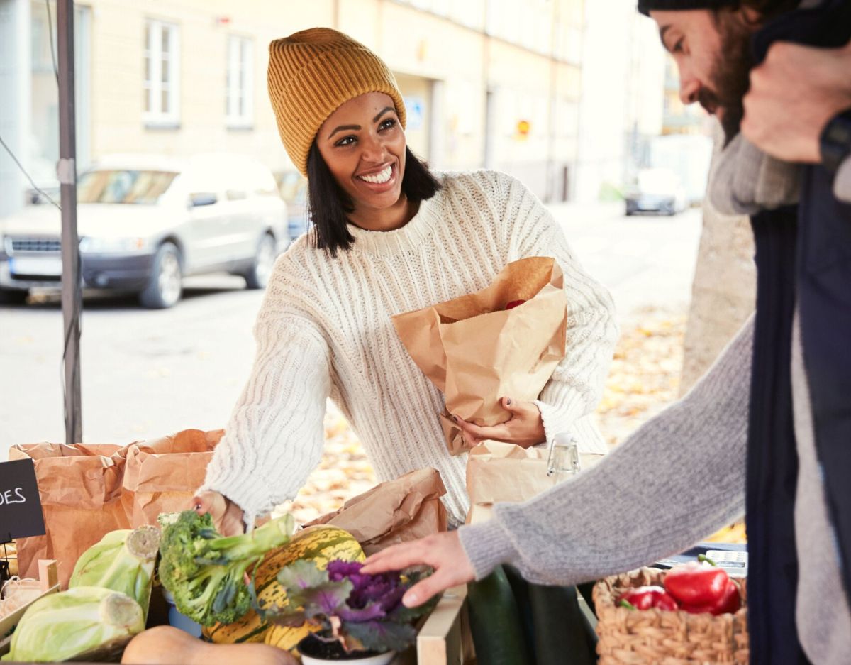 Preise verhandeln Wochenmarkt Gemüse