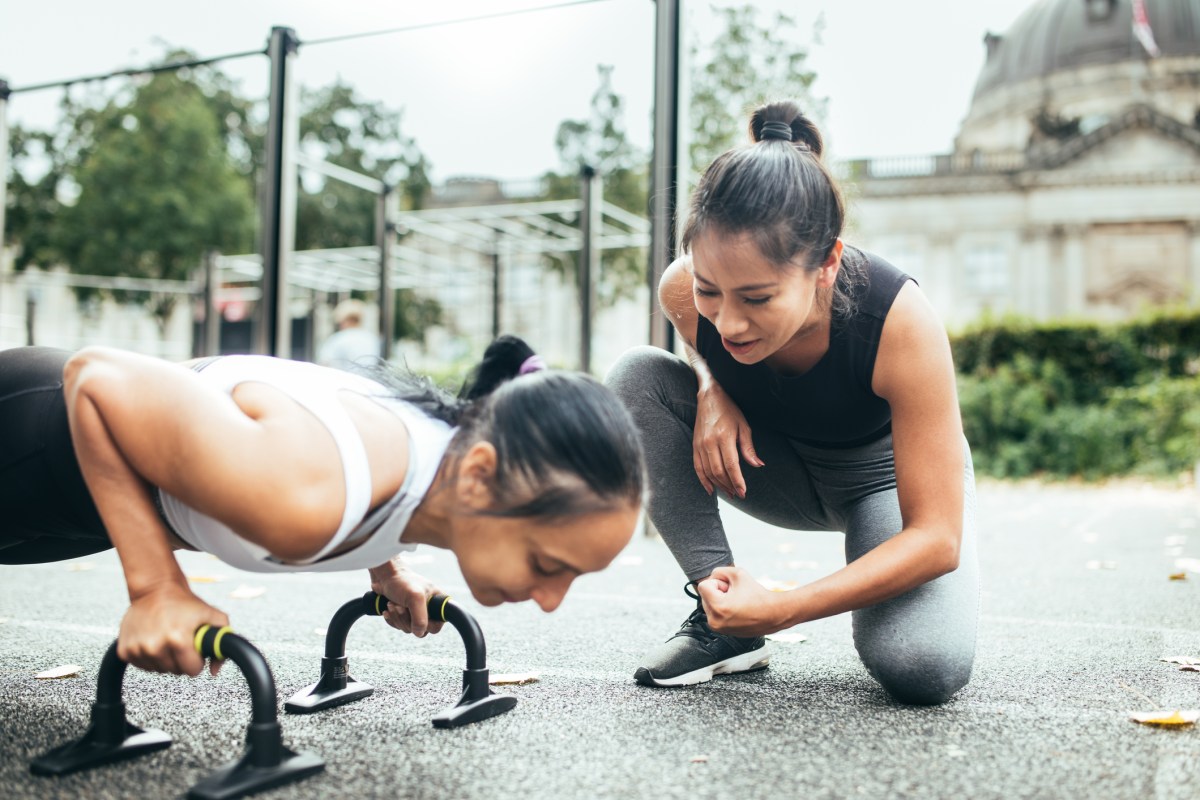 Personal Trainerin Klientin Sport