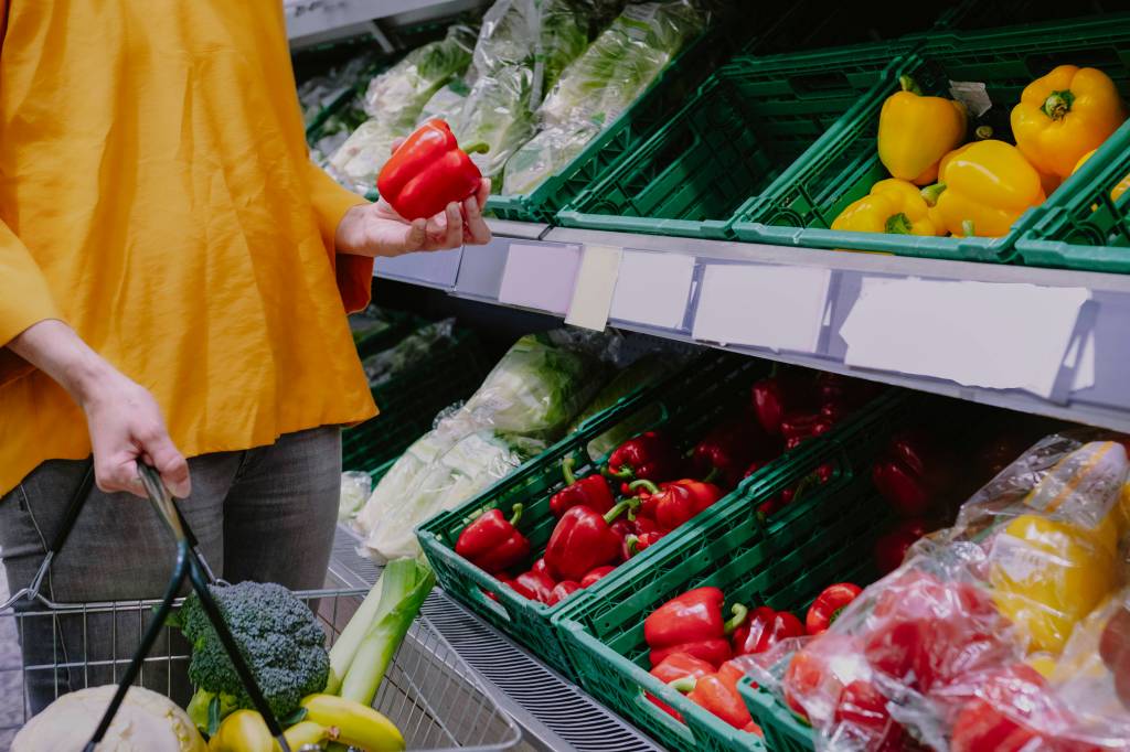 Frau Supermarkt