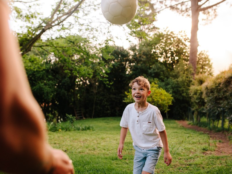 Ball spielen