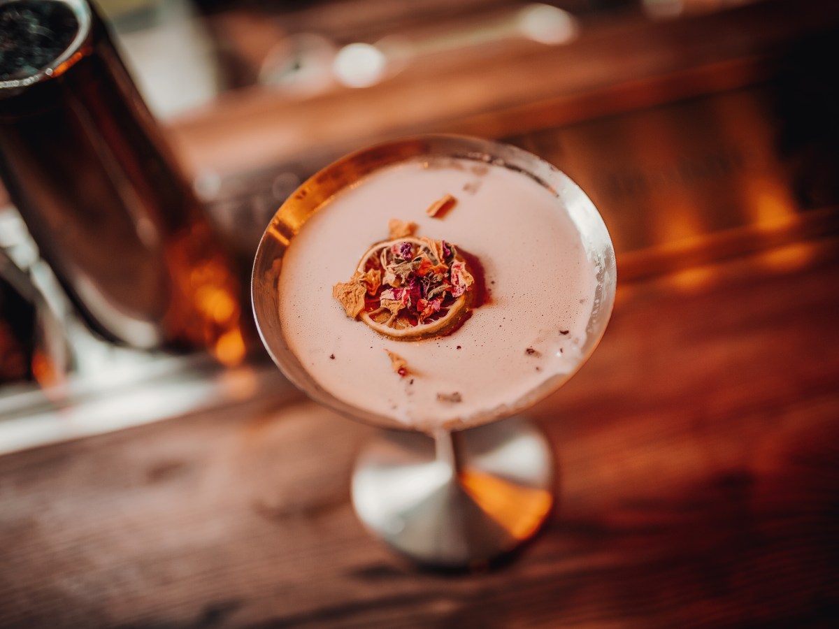 Strawberry Shortcake Martini mit Baileys: So kÃ¶nnte dein Cocktail aussehen