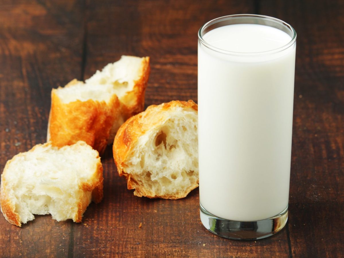 Milch, helle BrÃ¶tchen