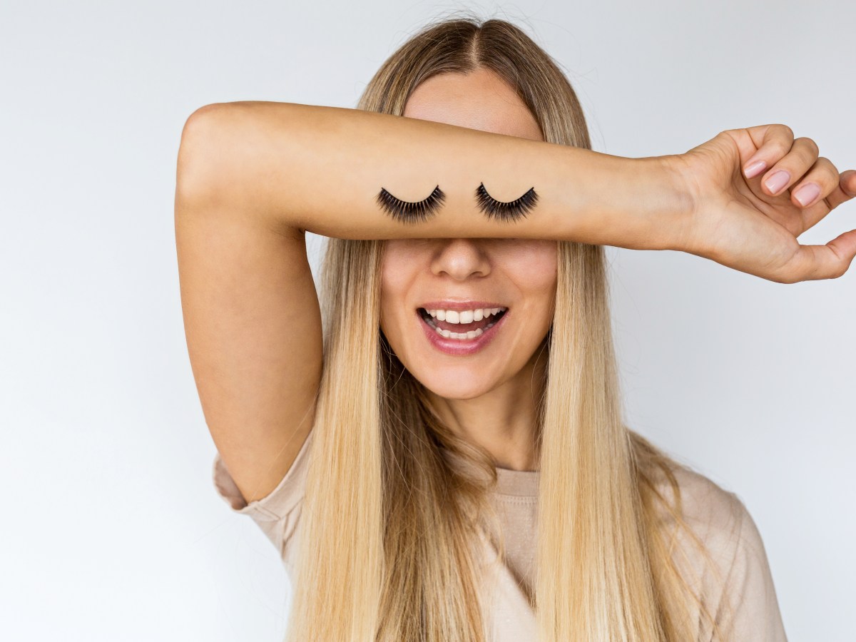 Wie oft Pause machen bei WimpernverlÃ¤ngerung