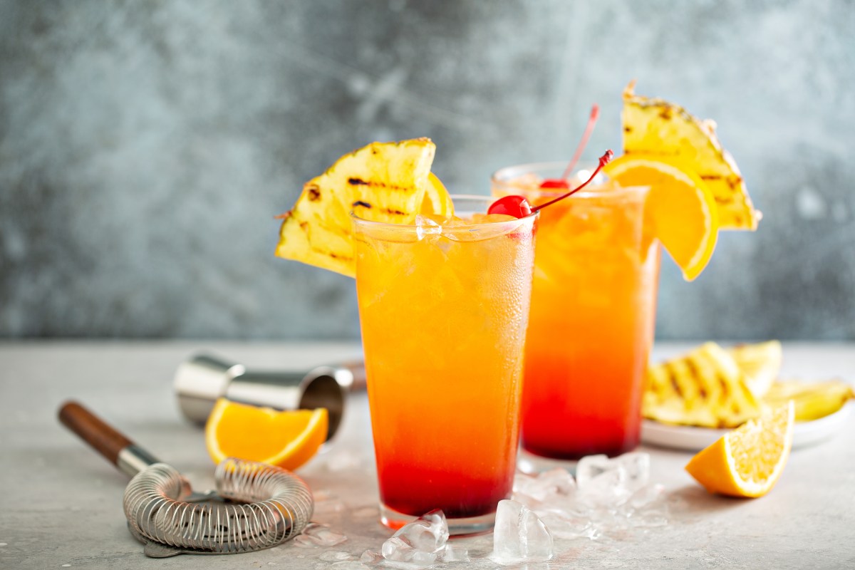 Aperol Sunrise: Aperol und Tequila in einem Cocktail