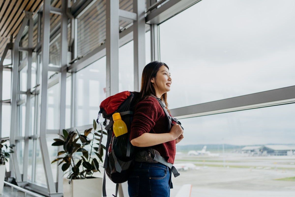 Mit diesem Travel-Hack kannst du mehr Kleidung mitnehmen.