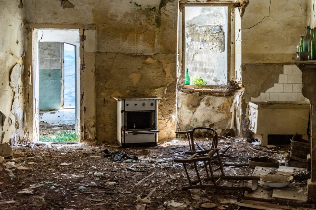 Craco: Du kannst den Lost Place im Rahmen einer Führung besichtigen.