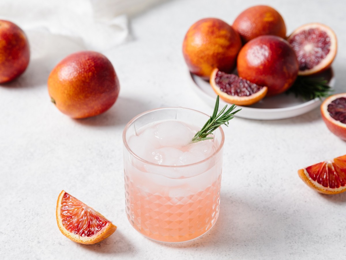 Aperol Paloma: leckere Spritz-Alternative und Trendgetränk des Jahres