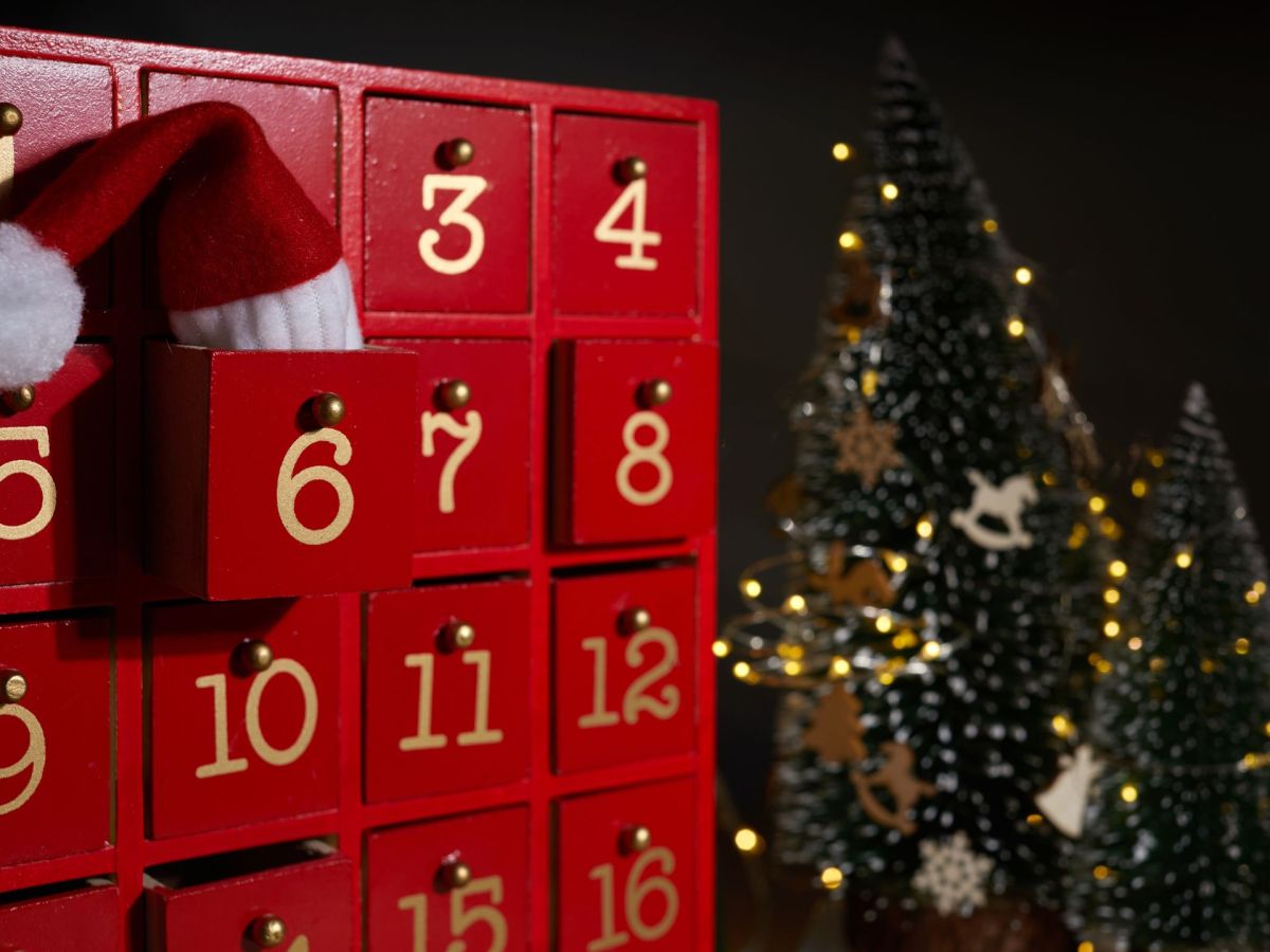 Adventskalender rot festlich