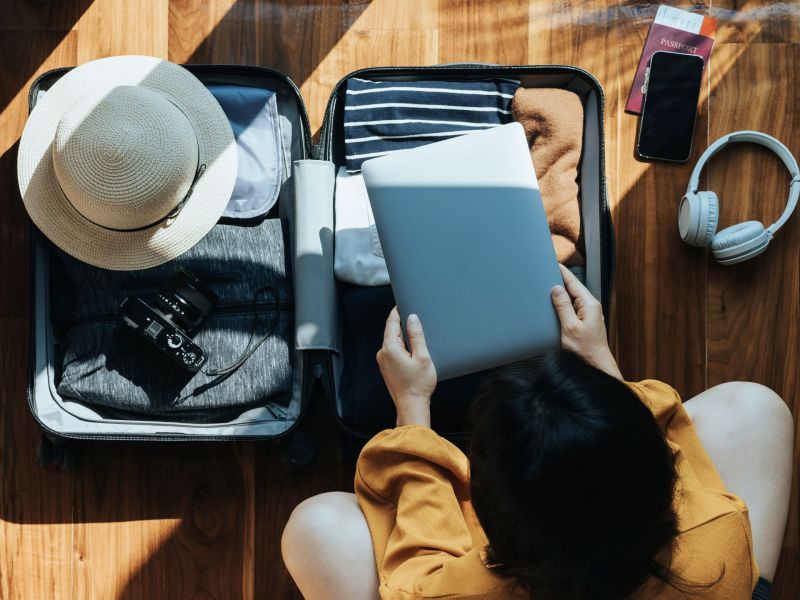 Beautyprodukte Reise Hack fürs Handgepäck
