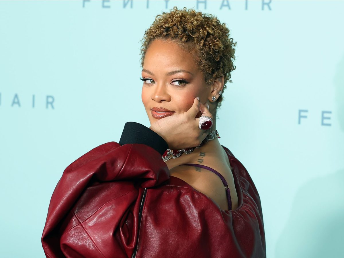 Star Style: Rihanna zeigt, wie du Leder jetzt stylst