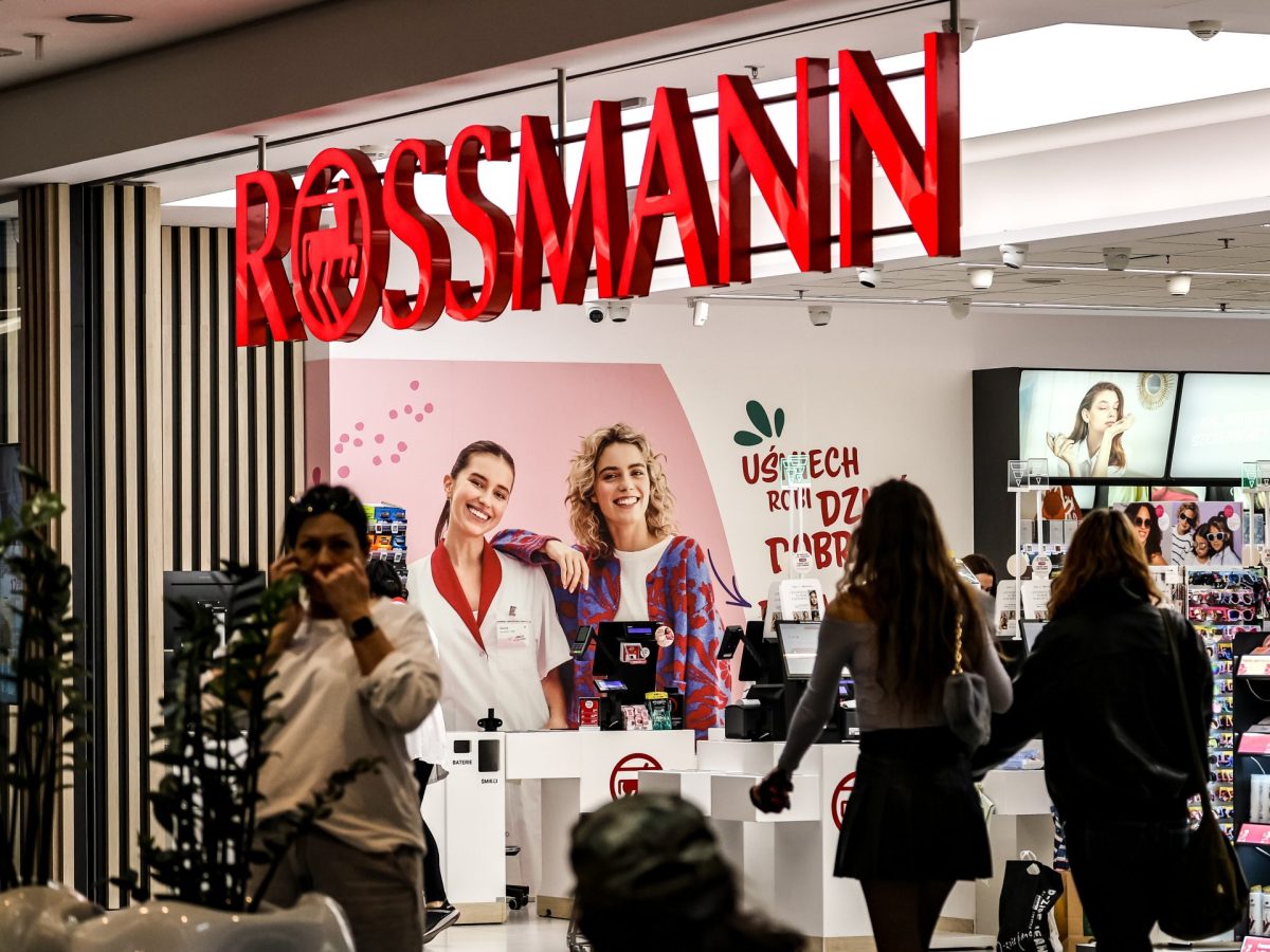 Make-up-Schock bei Rossmann: Beliebte Marke fliegt aus dem Sortiment