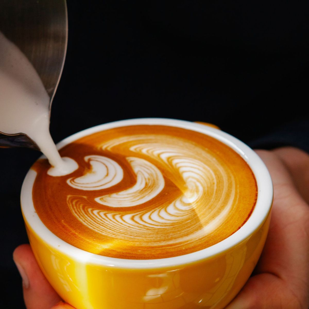 Haferdrink ist out! Diese vegane Milchalternative löst den Klassiker ab