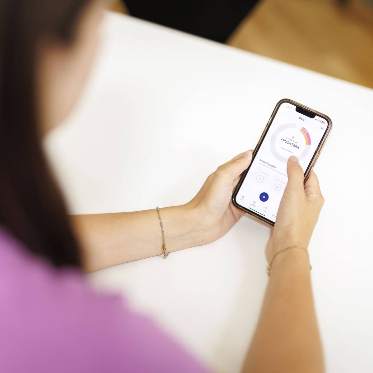 Kinderwunsch & KI: Wie smarte Tools dir beim Schwangerwerden helfen