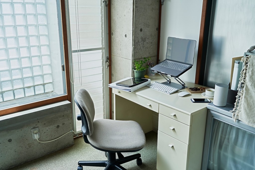 Ein Arbeitsplatz im Homeoffice.