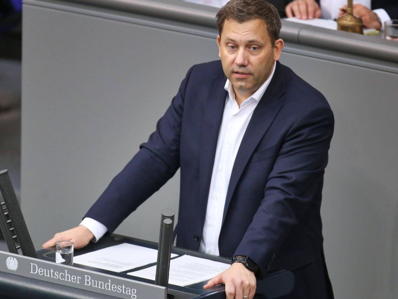 Lars Klingbeil Gehalt