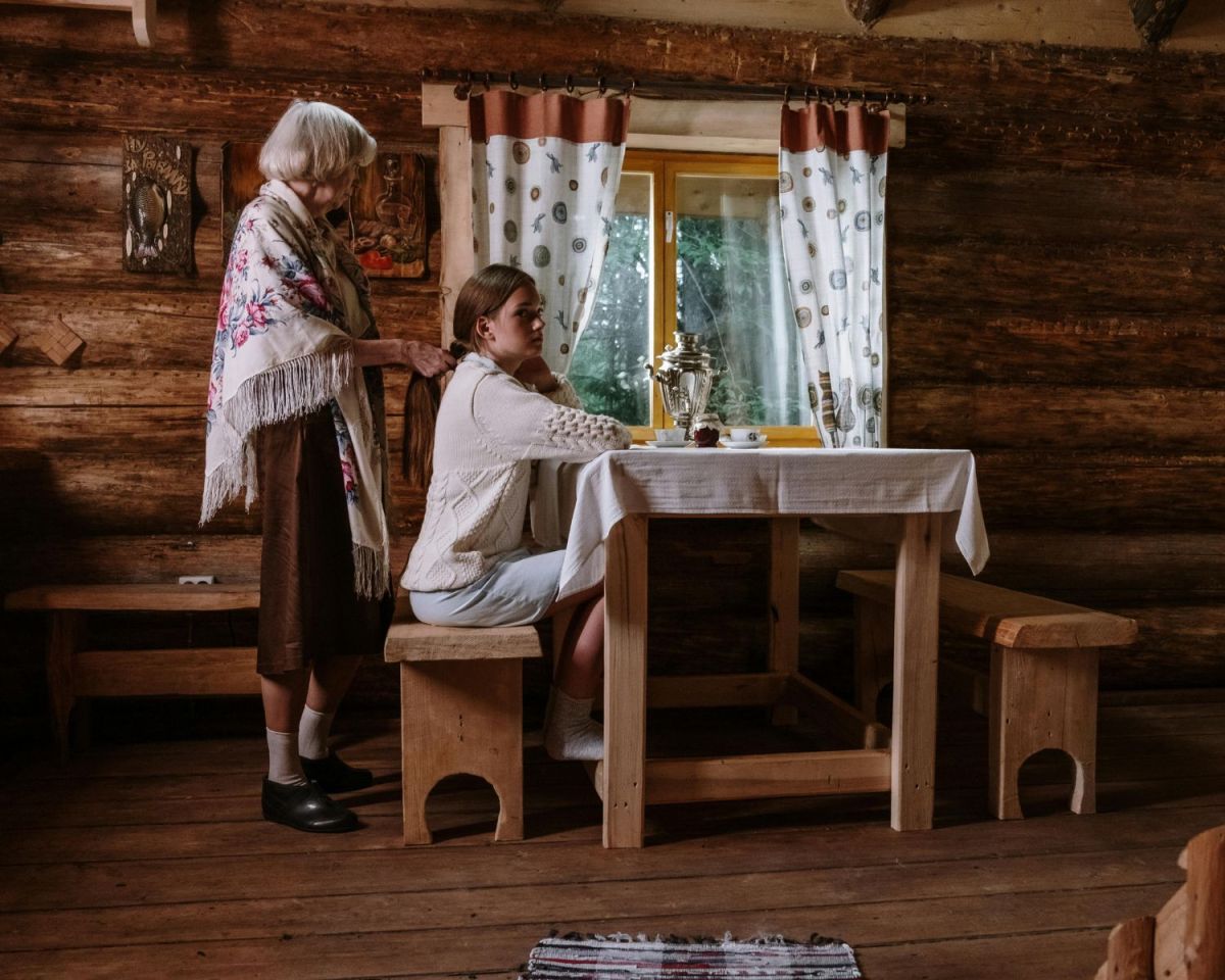 Oma mit Enkel