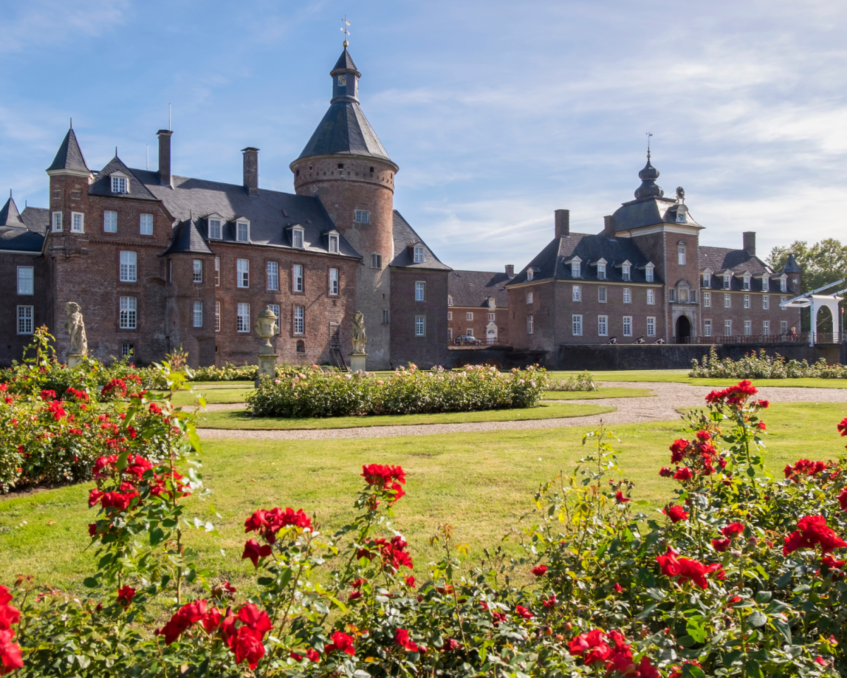 Schlosshotel