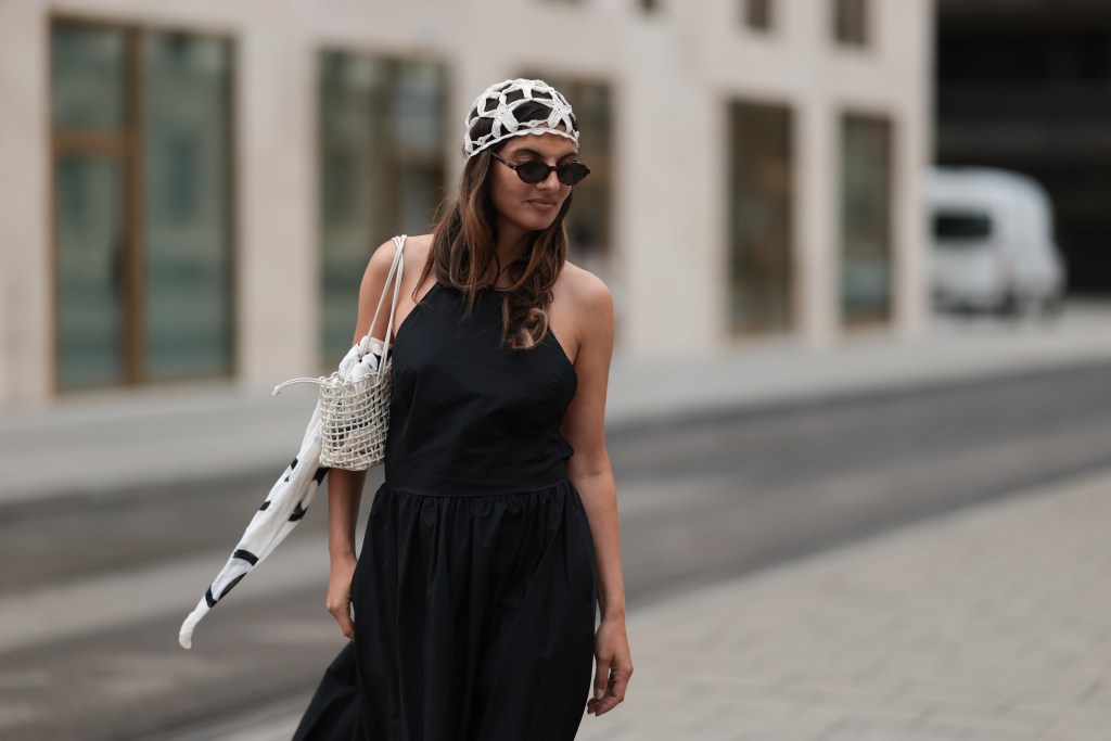 Crochetmützen sind das neue It-Piece, das deine Oma bereits getragen hat.