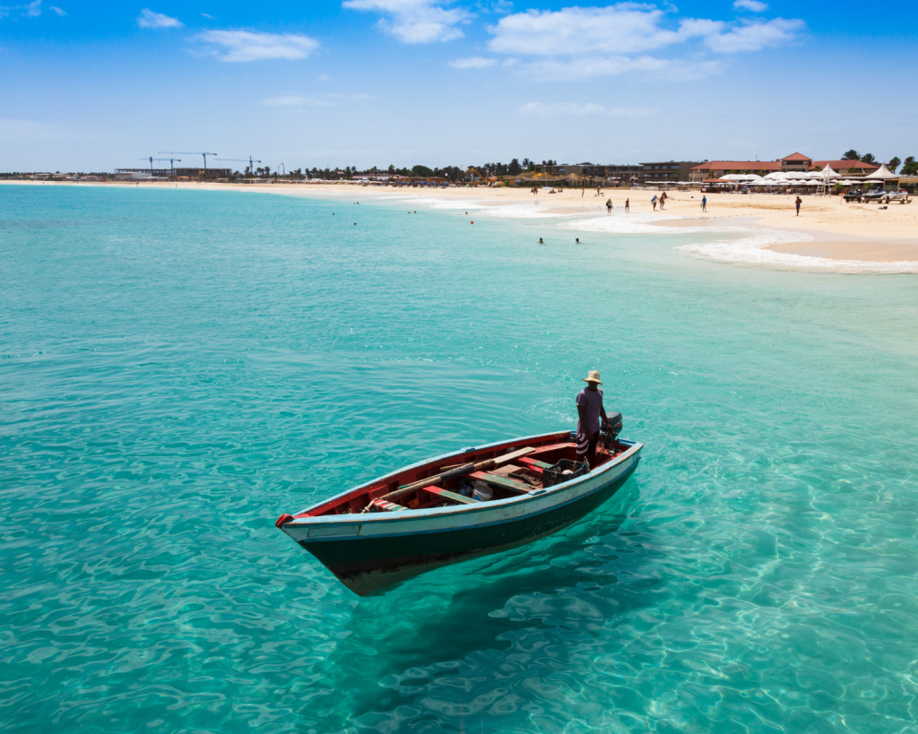 Sal ist eine der kapverdischen Inseln vor der Küste Westafrikas.