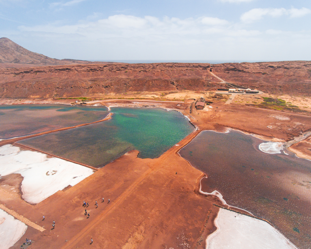 An der Ostküste von Sal befinden sich die Salzminen von Pedra de Lume.