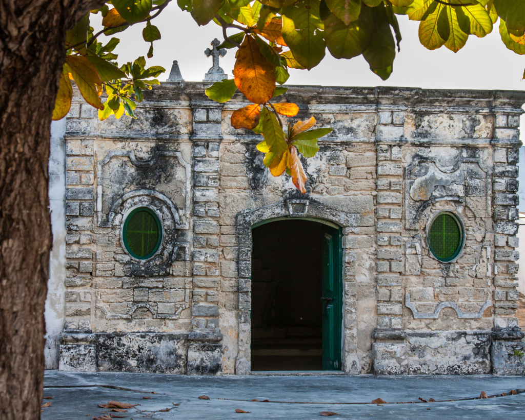 Der erste Portugiese auf den Quirimbas war Vasco da Gama. Der Entdecker ankerte im Jahr 1498 vor Ibo. 