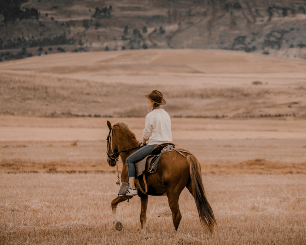 Urlaub im "Wilden Westen": 5 Geheimtipps für alle, die schon immer selbst zum Cowboy werden wollten.