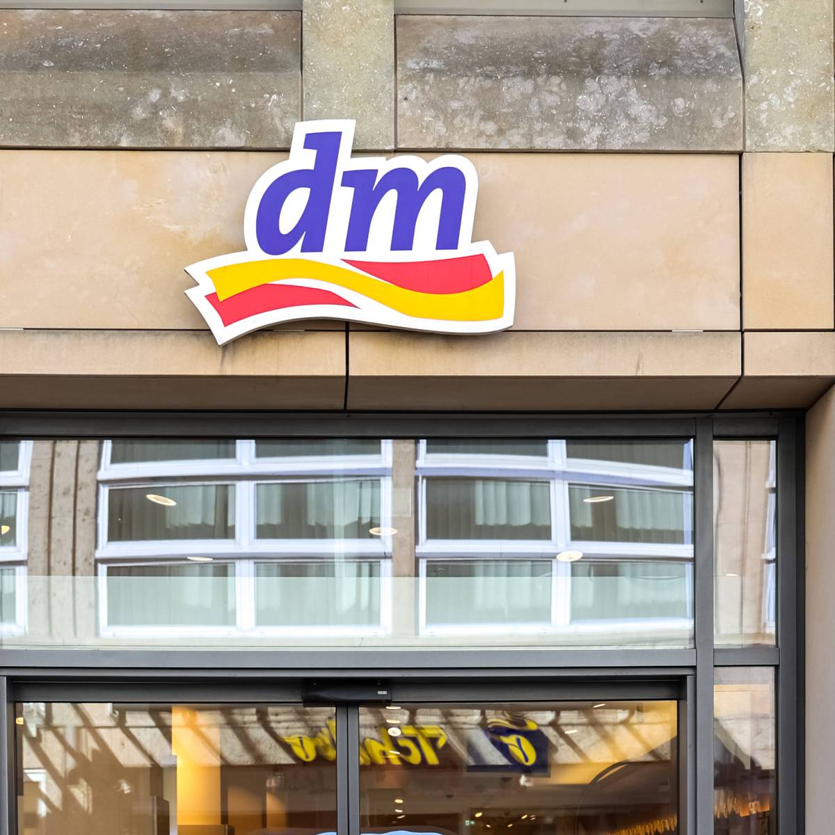 Beauty: Diese günstige Make-up-Marke gibt es nur bei dm