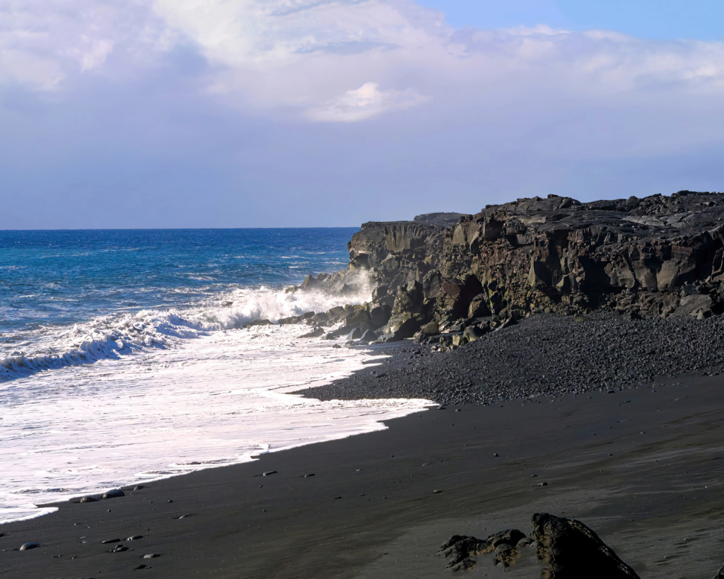 Die Big Island (offizieller Name: Hawaii) ist die größte Insel im zu den USA gehörenden Hawaiianischen Archipel im Zentralpazifik.