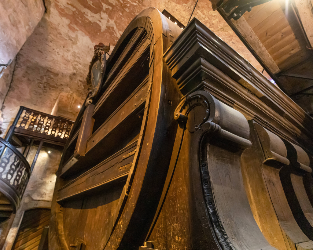 Ein größeres Fass gibt es zwar, befüllt wurde das aber nie.