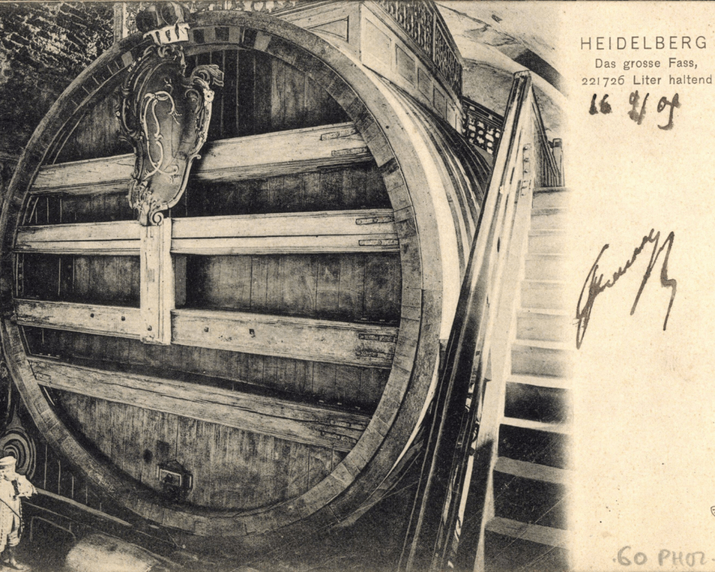 Der Legende nach konnte ein Hofnarr das Fass alleine leeren.